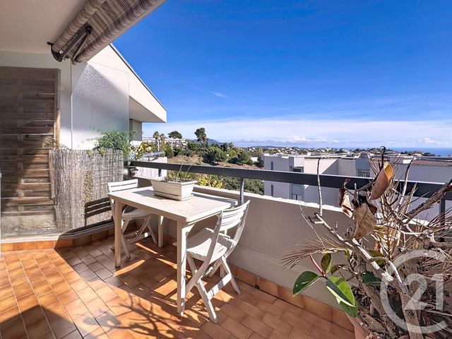 Appartement F2 à vendre - 2 pièces - 59.0 m2 - NICE - 06 - PROVENCE-ALPES-COTE-D-AZUR - Century 21 Cbs Immobilier
