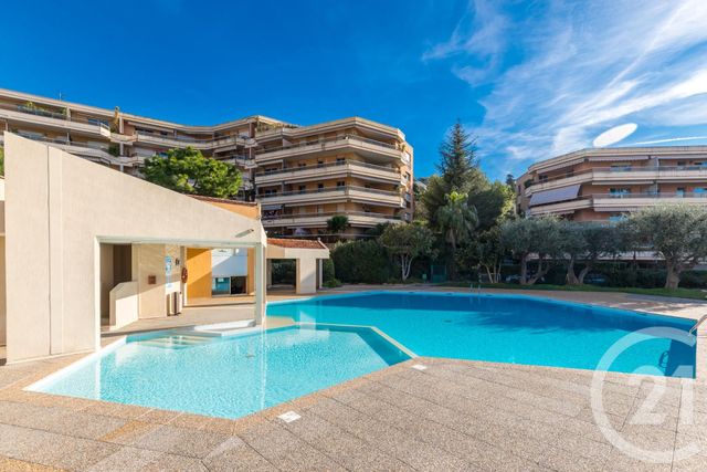 Appartement F2 à vendre - 2 pièces - 51.5 m2 - NICE - 06 - PROVENCE-ALPES-COTE-D-AZUR - Century 21 Cbs Immobilier