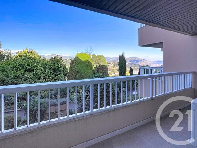 Afficher la photo en grand Appartement F4 à vendre - 4 pièces - 100.89 m2 - NICE - 06 - PROVENCE-ALPES-COTE-D-AZUR - Century 21 Cbs Immobilier