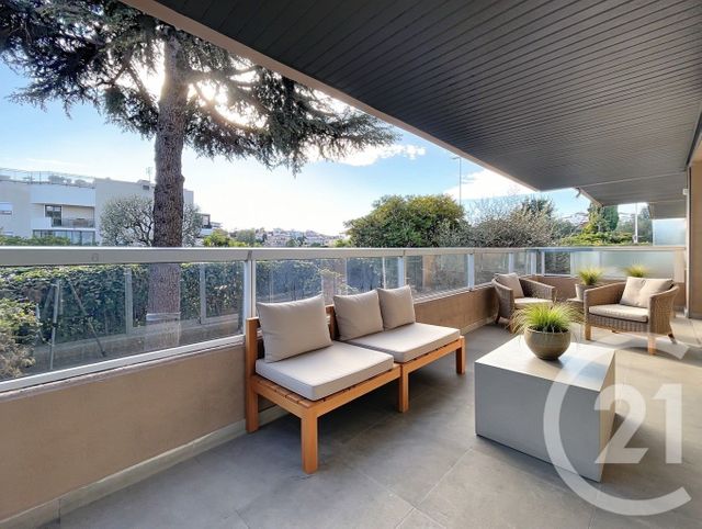 Appartement F4 à vendre - 4 pièces - 100.89 m2 - NICE - 06 - PROVENCE-ALPES-COTE-D-AZUR - Century 21 Cbs Immobilier