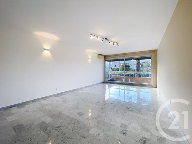 Appartement F4 à vendre - 4 pièces - 100.89 m2 - NICE - 06 - PROVENCE-ALPES-COTE-D-AZUR - Century 21 Cbs Immobilier