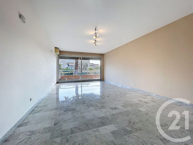 Afficher la photo en grand Appartement F4 à vendre - 4 pièces - 100.89 m2 - NICE - 06 - PROVENCE-ALPES-COTE-D-AZUR - Century 21 Cbs Immobilier