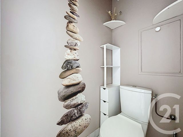Afficher la photo en grand Appartement F4 à vendre - 4 pièces - 100.89 m2 - NICE - 06 - PROVENCE-ALPES-COTE-D-AZUR - Century 21 Cbs Immobilier