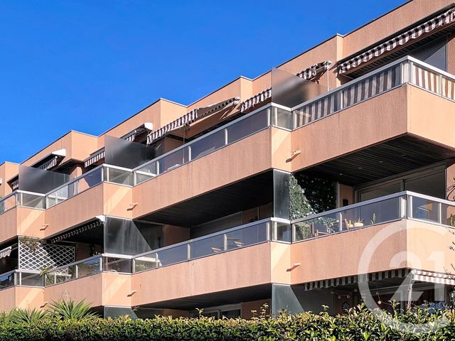 Afficher la photo en grand Appartement F4 à vendre - 4 pièces - 100.89 m2 - NICE - 06 - PROVENCE-ALPES-COTE-D-AZUR - Century 21 Cbs Immobilier