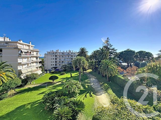Appartement F3 à louer - 3 pièces - 89.0 m2 - NICE - 06 - PROVENCE-ALPES-COTE-D-AZUR - Century 21 Cbs Immobilier