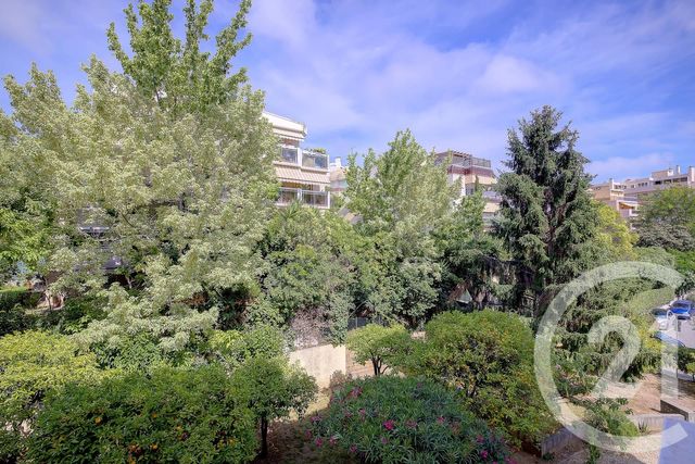 Afficher la photo en grand Appartement F5 à vendre - 5 pièces - 109.25 m2 - NICE - 06 - PROVENCE-ALPES-COTE-D-AZUR - Century 21 Cbs Immobilier