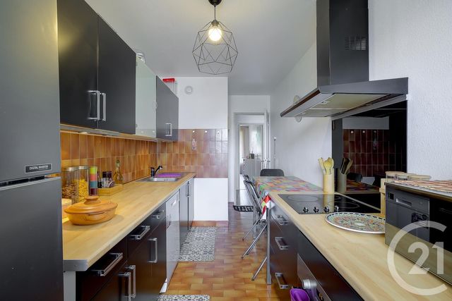 Afficher la photo en grand Appartement F5 à vendre - 5 pièces - 109.25 m2 - NICE - 06 - PROVENCE-ALPES-COTE-D-AZUR - Century 21 Cbs Immobilier