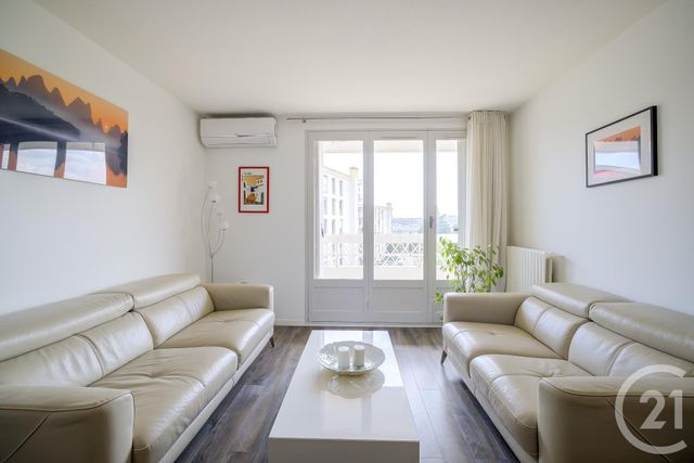 Afficher la photo en grand Appartement F5 à vendre - 5 pièces - 109.25 m2 - NICE - 06 - PROVENCE-ALPES-COTE-D-AZUR - Century 21 Cbs Immobilier