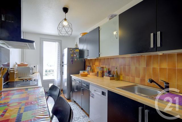 Afficher la photo en grand Appartement F5 à vendre - 5 pièces - 109.25 m2 - NICE - 06 - PROVENCE-ALPES-COTE-D-AZUR - Century 21 Cbs Immobilier