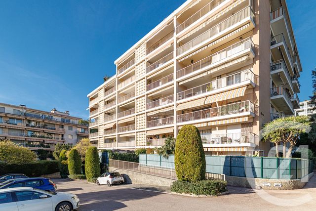 Appartement F4 à vendre - 4 pièces - 84.5 m2 - NICE - 06 - PROVENCE-ALPES-COTE-D-AZUR - Century 21 Cbs Immobilier