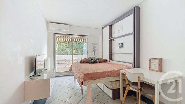 Appartement F1 à vendre - 1 pièce - 20.36 m2 - NICE - 06 - PROVENCE-ALPES-COTE-D-AZUR - Century 21 Cbs Immobilier