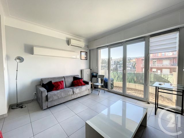 Appartement Studio à louer - 1 pièce - 40.0 m2 - NICE - 06 - PROVENCE-ALPES-COTE-D-AZUR - Century 21 Cbs Immobilier