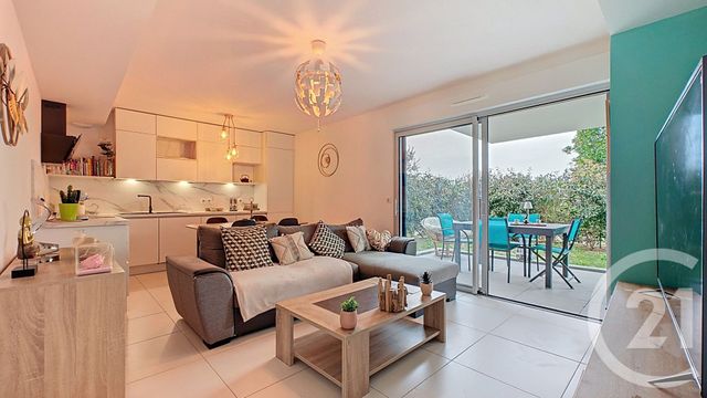 Appartement F3 à vendre - 3 pièces - 62.79 m2 - NICE - 06 - PROVENCE-ALPES-COTE-D-AZUR - Century 21 Cbs Immobilier