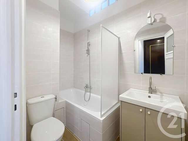 Appartement Studio à louer - 1 pièce - 28.0 m2 - NICE - 06 - PROVENCE-ALPES-COTE-D-AZUR - Century 21 Cbs Immobilier