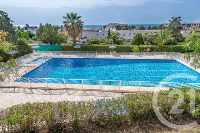 Appartement F3 à louer - 3 pièces - 99.0 m2 - NICE - 06 - PROVENCE-ALPES-COTE-D-AZUR - Century 21 Cbs Immobilier