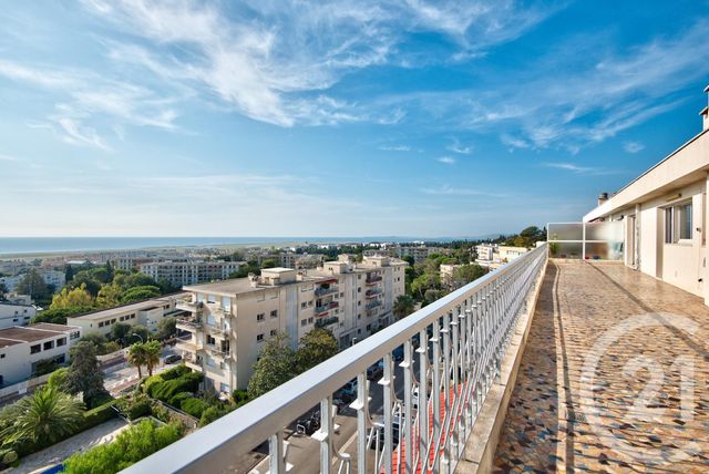 Appartement F3 à louer - 3 pièces - 99.0 m2 - NICE - 06 - PROVENCE-ALPES-COTE-D-AZUR - Century 21 Cbs Immobilier