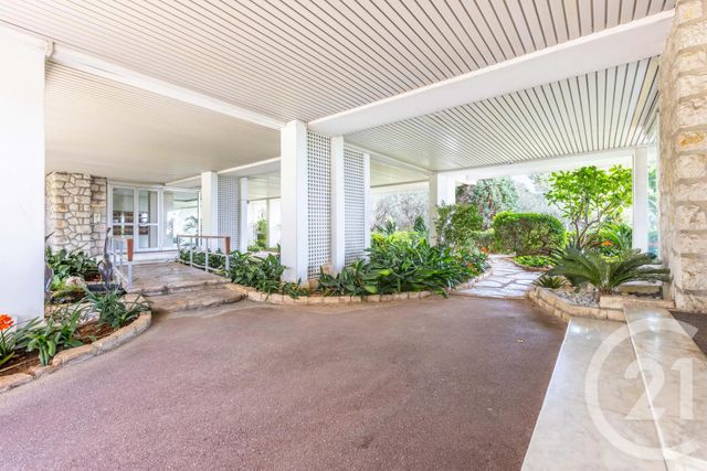 Appartement F2 à vendre - 2 pièces - 58.2 m2 - NICE - 06 - PROVENCE-ALPES-COTE-D-AZUR - Century 21 Cbs Immobilier