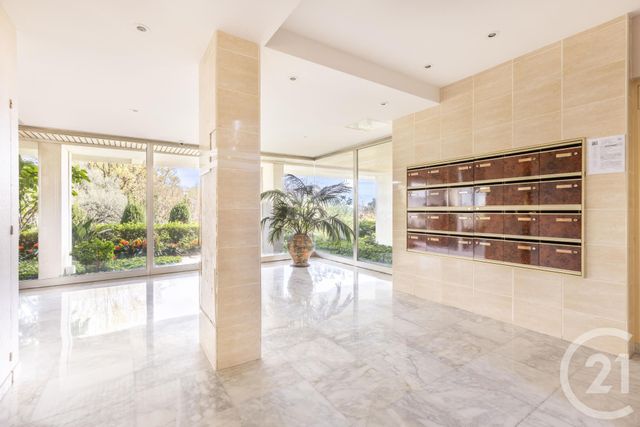 Appartement F2 à vendre - 2 pièces - 58.2 m2 - NICE - 06 - PROVENCE-ALPES-COTE-D-AZUR - Century 21 Cbs Immobilier