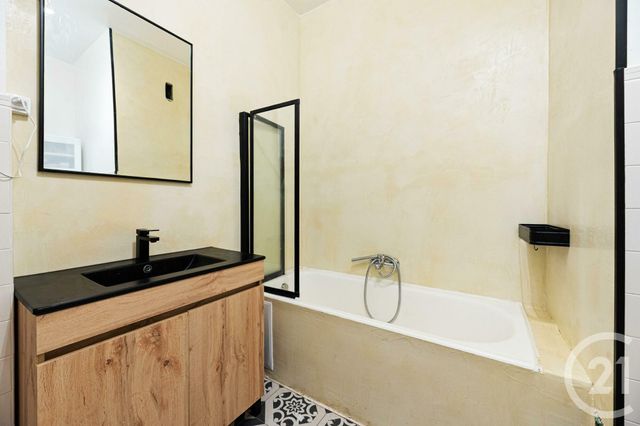 Appartement F4 à vendre - 4 pièces - 105.0 m2 - NICE - 06 - PROVENCE-ALPES-COTE-D-AZUR - Century 21 Cbs Immobilier