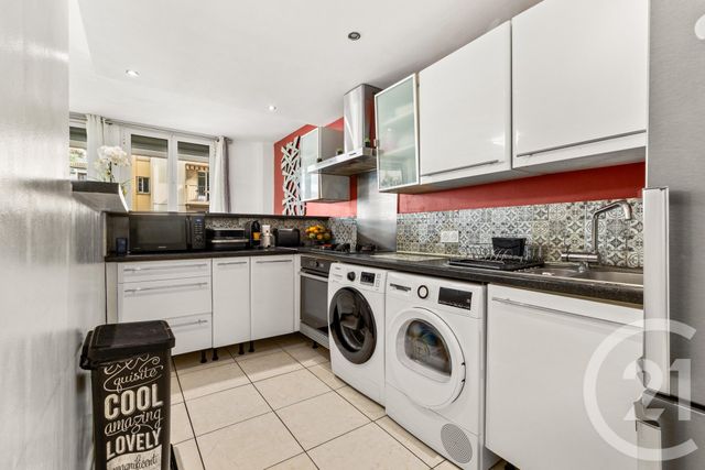 Appartement F3 à vendre - 3 pièces - 61.27 m2 - NICE - 06 - PROVENCE-ALPES-COTE-D-AZUR - Century 21 Cbs Immobilier