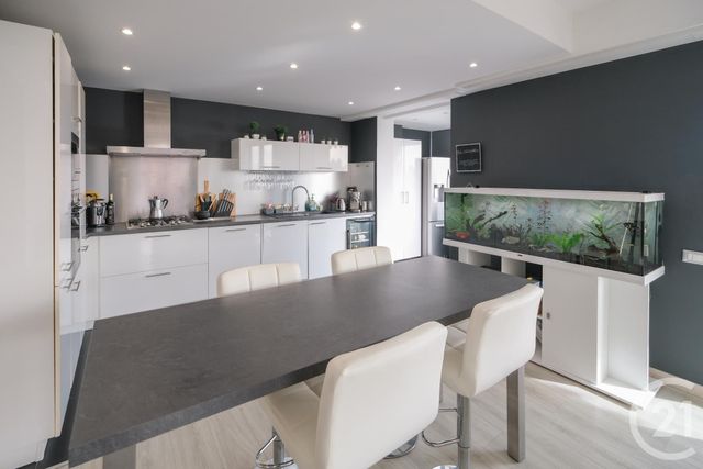 Appartement F3 à vendre - 3 pièces - 80.0 m2 - NICE - 06 - PROVENCE-ALPES-COTE-D-AZUR - Century 21 Cbs Immobilier