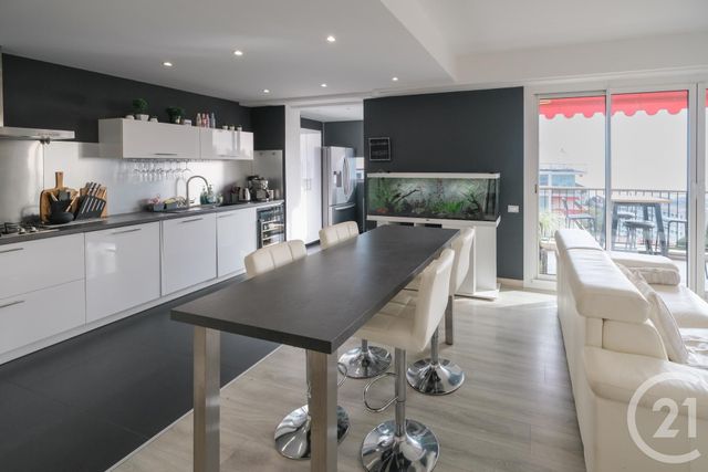 Appartement F3 à vendre - 3 pièces - 80.0 m2 - NICE - 06 - PROVENCE-ALPES-COTE-D-AZUR - Century 21 Cbs Immobilier