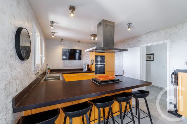 maison à vendre - 7 pièces - 235.46 m2 - ASPREMONT - 06 - PROVENCE-ALPES-COTE-D-AZUR - Century 21 Cbs Immobilier