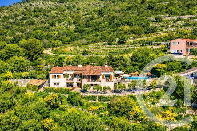 maison à vendre - 7 pièces - 235.46 m2 - ASPREMONT - 06 - PROVENCE-ALPES-COTE-D-AZUR - Century 21 Cbs Immobilier