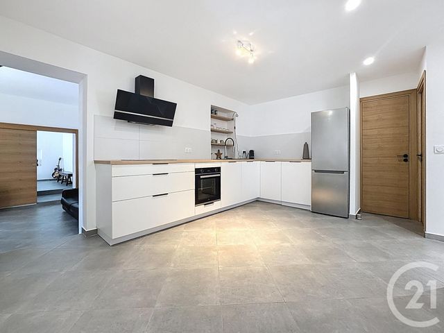 Appartement F7 et + à vendre - 7 pièces - 180.34 m2 - NICE - 06 - PROVENCE-ALPES-COTE-D-AZUR - Century 21 Cbs Immobilier