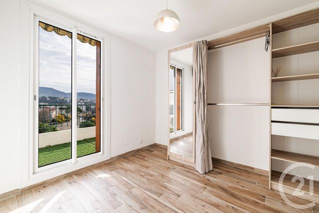 Appartement F4 à vendre - 3 pièces - 68.32 m2 - NICE - 06 - PROVENCE-ALPES-COTE-D-AZUR - Century 21 Cbs Immobilier