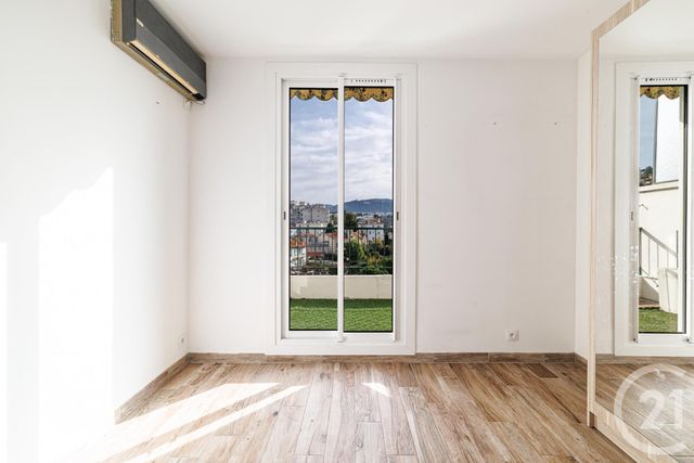 Appartement F4 à vendre - 3 pièces - 68.32 m2 - NICE - 06 - PROVENCE-ALPES-COTE-D-AZUR - Century 21 Cbs Immobilier
