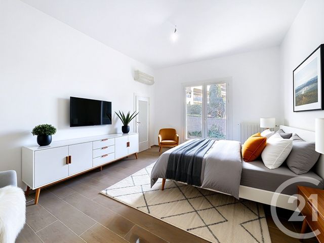 maison à vendre - 5 pièces - 119.0 m2 - ST LAURENT DU VAR - 06 - PROVENCE-ALPES-COTE-D-AZUR - Century 21 Cbs Immobilier