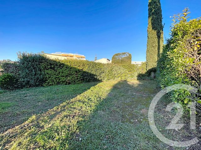 maison à vendre - 5 pièces - 119.0 m2 - ST LAURENT DU VAR - 06 - PROVENCE-ALPES-COTE-D-AZUR - Century 21 Cbs Immobilier