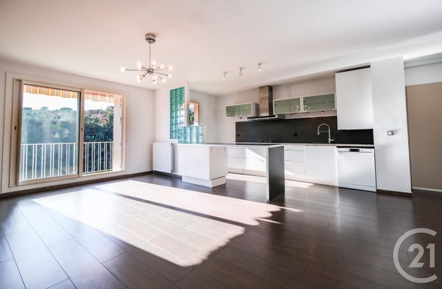 Appartement F3 à vendre - 3 pièces - 59.04 m2 - NICE - 06 - PROVENCE-ALPES-COTE-D-AZUR - Century 21 Cbs Immobilier