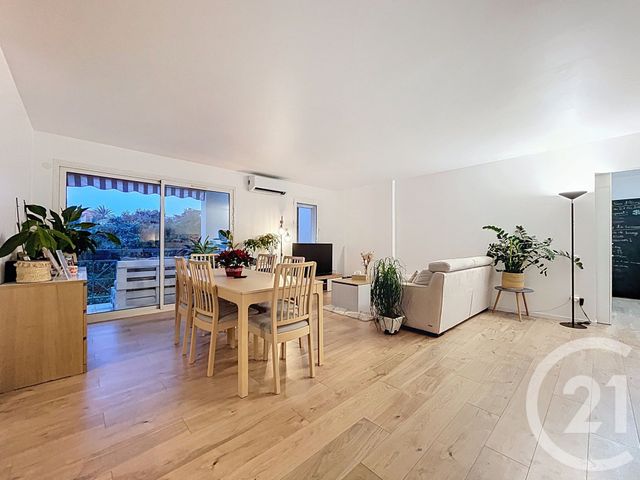 Appartement F4 à vendre - 4 pièces - 82.0 m2 - ST LAURENT DU VAR - 06 - PROVENCE-ALPES-COTE-D-AZUR - Century 21 Cbs Immobilier