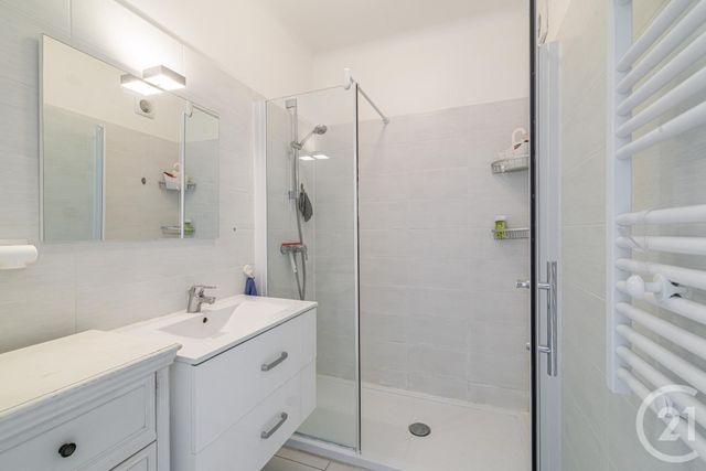 Appartement F3 à vendre - 3 pièces - 80.0 m2 - NICE - 06 - PROVENCE-ALPES-COTE-D-AZUR - Century 21 Cbs Immobilier