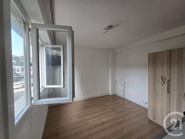 Appartement Studio à vendre - 1 pièce - 20.0 m2 - NICE - 06 - PROVENCE-ALPES-COTE-D-AZUR - Century 21 Cbs Immobilier