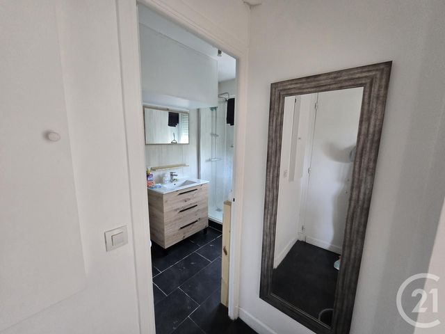 Appartement Studio à vendre - 1 pièce - 20.0 m2 - NICE - 06 - PROVENCE-ALPES-COTE-D-AZUR - Century 21 Cbs Immobilier