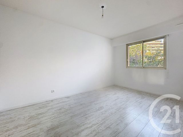 Appartement F4 à louer - 4 pièces - 84.0 m2 - NICE - 06 - PROVENCE-ALPES-COTE-D-AZUR - Century 21 Cbs Immobilier