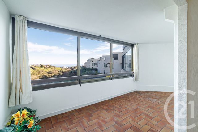 Appartement F3 à vendre - 3 pièces - 76.84 m2 - NICE - 06 - PROVENCE-ALPES-COTE-D-AZUR - Century 21 Cbs Immobilier