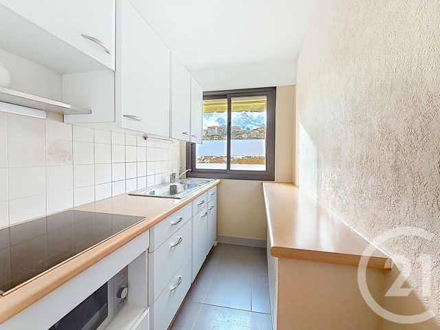 Appartement F2 à vendre - 2 pièces - 36.2 m2 - NICE - 06 - PROVENCE-ALPES-COTE-D-AZUR - Century 21 Cbs Immobilier