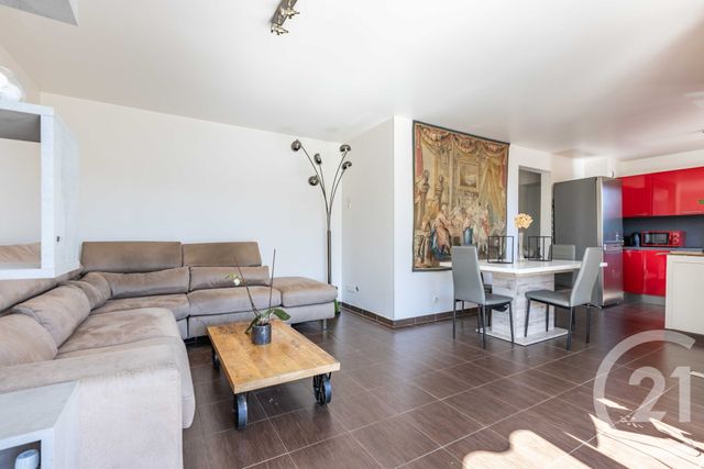 Appartement F3 à vendre - 3 pièces - 66.7 m2 - NICE - 06 - PROVENCE-ALPES-COTE-D-AZUR - Century 21 Cbs Immobilier