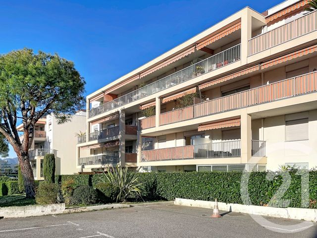 Appartement F3 à vendre - 3 pièces - 59.25 m2 - NICE - 06 - PROVENCE-ALPES-COTE-D-AZUR - Century 21 Cbs Immobilier