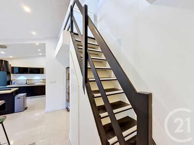 maison à vendre - 4 pièces - 118.7 m2 - FAYENCE - 83 - PROVENCE-ALPES-COTE-D-AZUR - Century 21 Cbs Immobilier