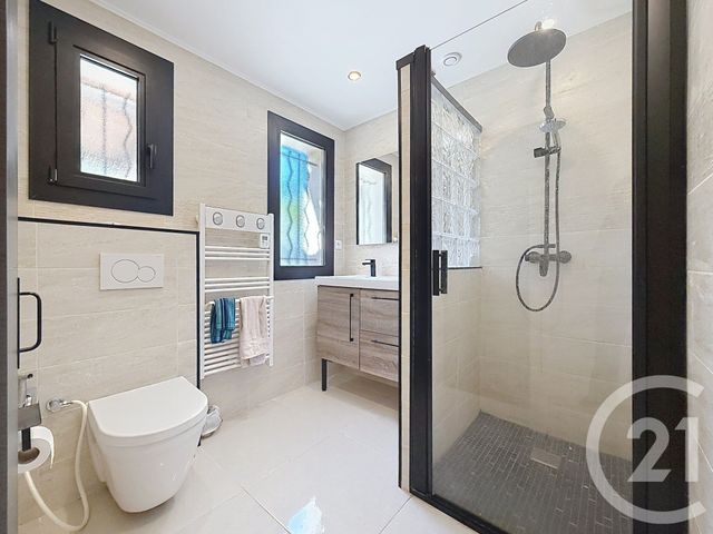 maison à vendre - 4 pièces - 118.7 m2 - FAYENCE - 83 - PROVENCE-ALPES-COTE-D-AZUR - Century 21 Cbs Immobilier