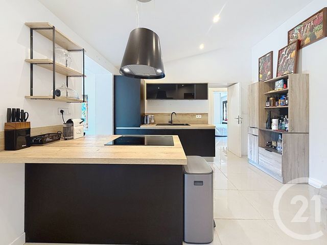 maison à vendre - 4 pièces - 118.7 m2 - FAYENCE - 83 - PROVENCE-ALPES-COTE-D-AZUR - Century 21 Cbs Immobilier