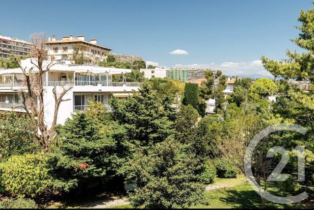 Appartement F3 à vendre - 3 pièces - 68.0 m2 - NICE - 06 - PROVENCE-ALPES-COTE-D-AZUR - Century 21 Cbs Immobilier