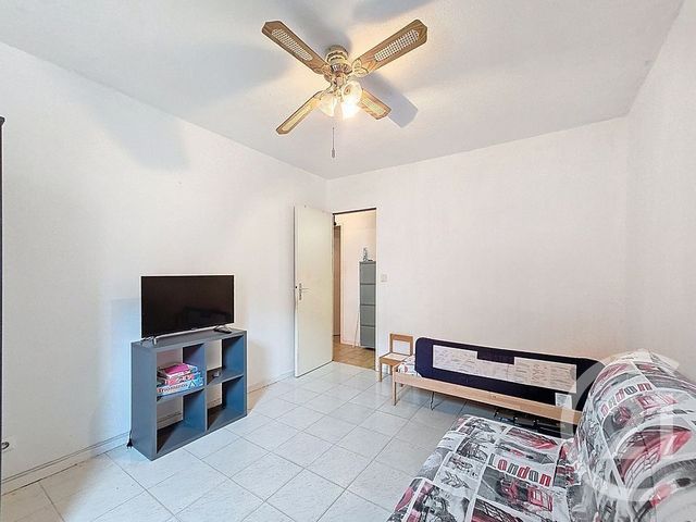 Appartement F3 à vendre - 3 pièces - 60.0 m2 - ST LAURENT DU VAR - 06 - PROVENCE-ALPES-COTE-D-AZUR - Century 21 Cbs Immobilier