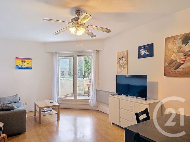 Appartement F3 à vendre - 3 pièces - 60.0 m2 - ST LAURENT DU VAR - 06 - PROVENCE-ALPES-COTE-D-AZUR - Century 21 Cbs Immobilier