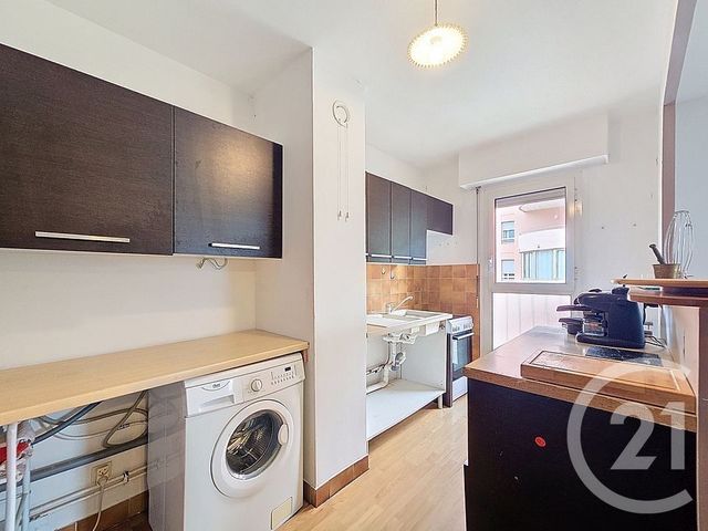 Appartement F3 à vendre - 3 pièces - 60.0 m2 - ST LAURENT DU VAR - 06 - PROVENCE-ALPES-COTE-D-AZUR - Century 21 Cbs Immobilier